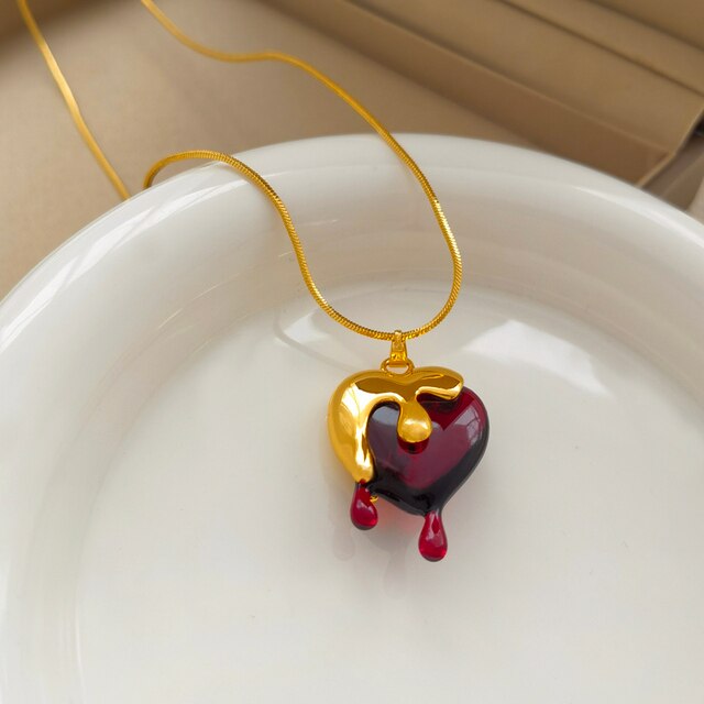 NEW Liquefying Love Necklace