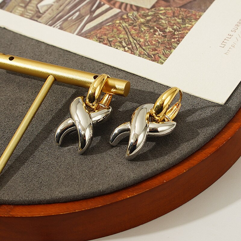 Cross Cross Hoop Earrings