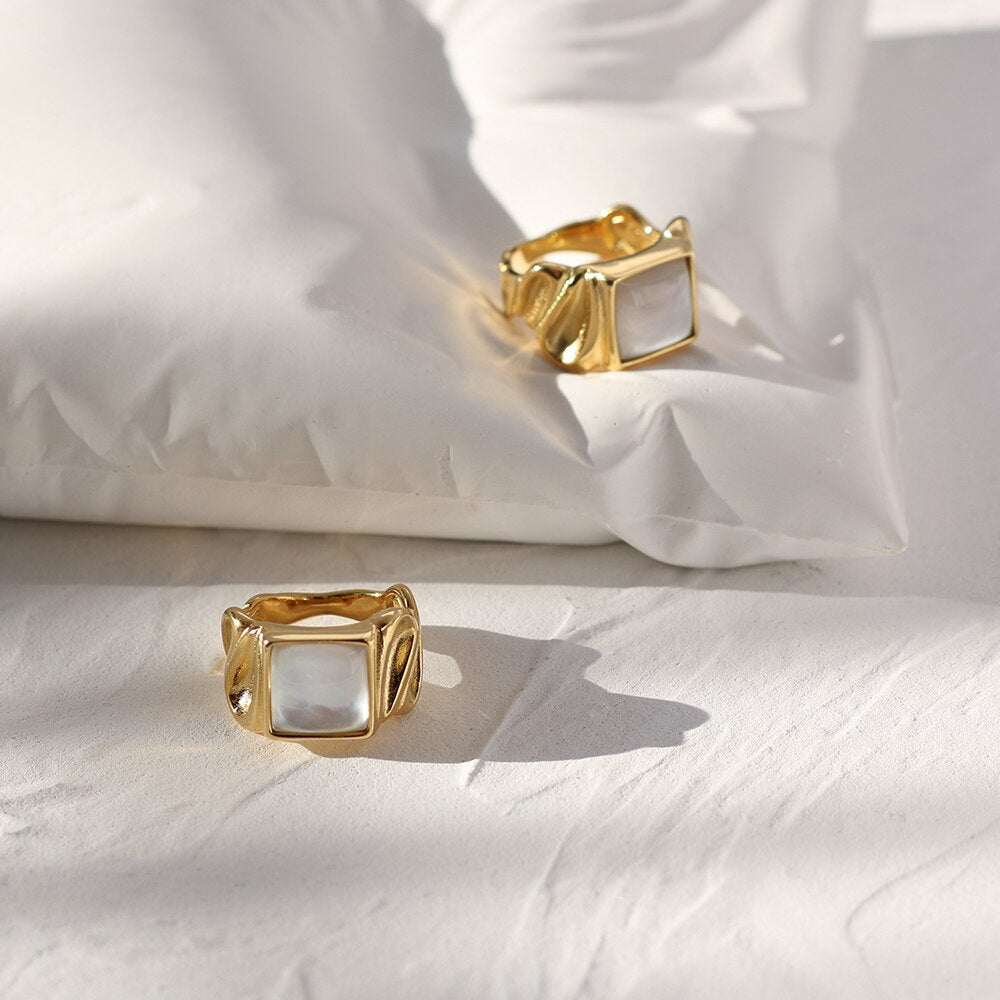 Shelby Shell Ring