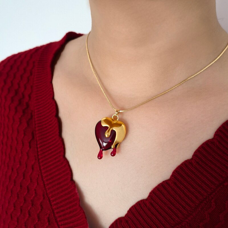NEW Liquefying Love Necklace