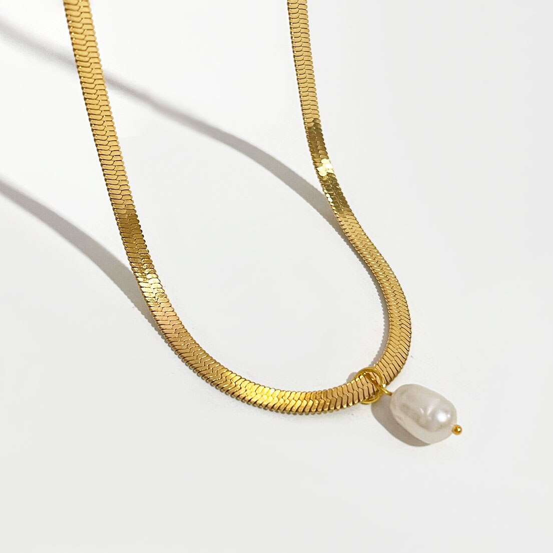 Pearla Herringbone Chain Necklace