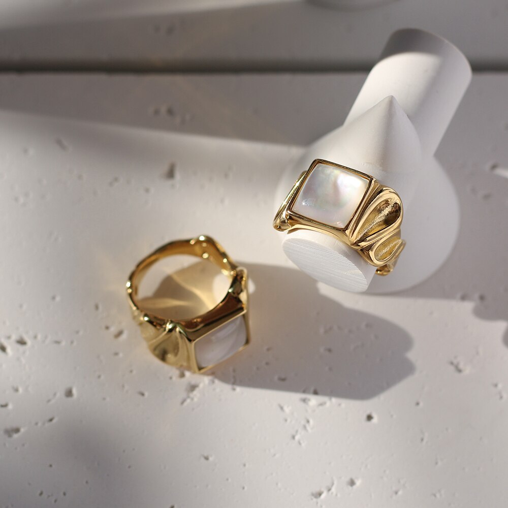 Shelby Shell Ring