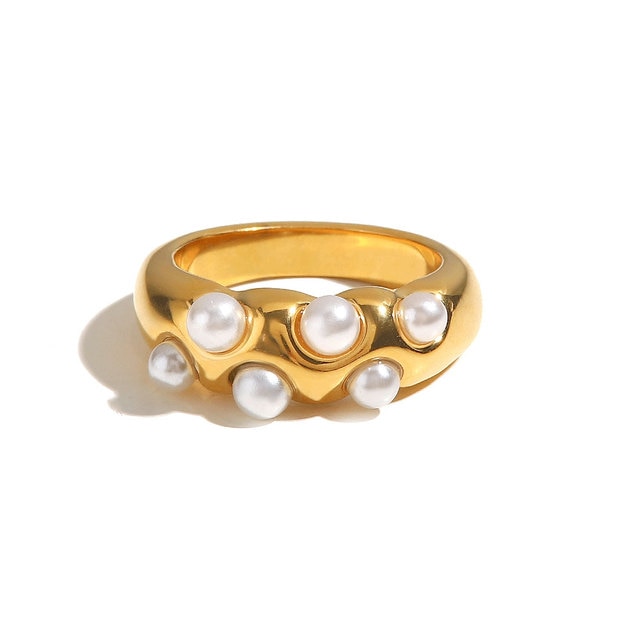 Cluster Pearl Ring