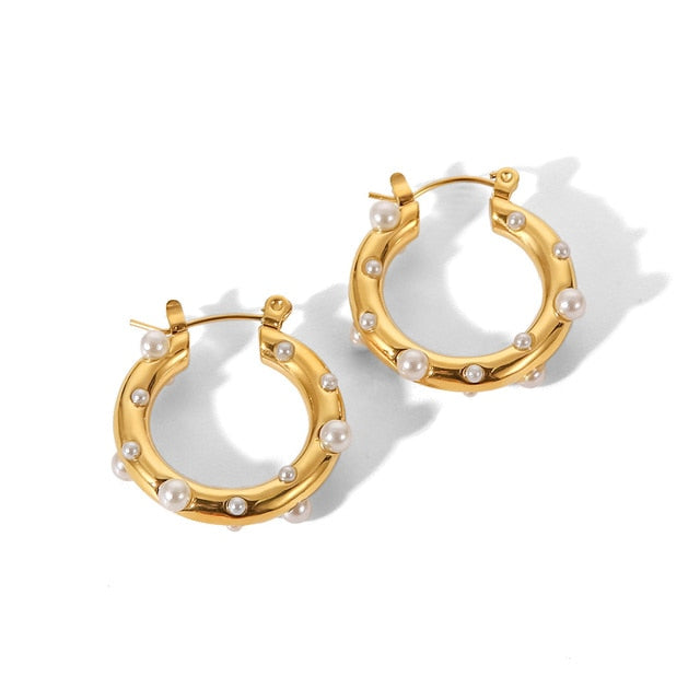 Liza Hoops