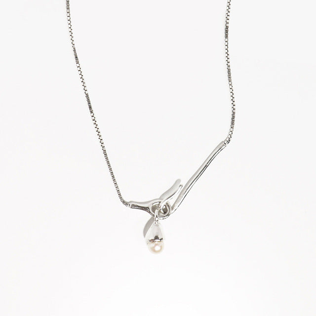 Mini Pearl Pendant Necklace